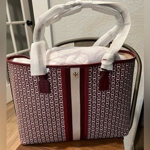 NWT — Tory Burch Gemini Link Canvas Tote in Burgundy